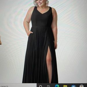 AZAZIE LONG BLACK DRESS WITH ADDITIONAL FAUX FUR!!